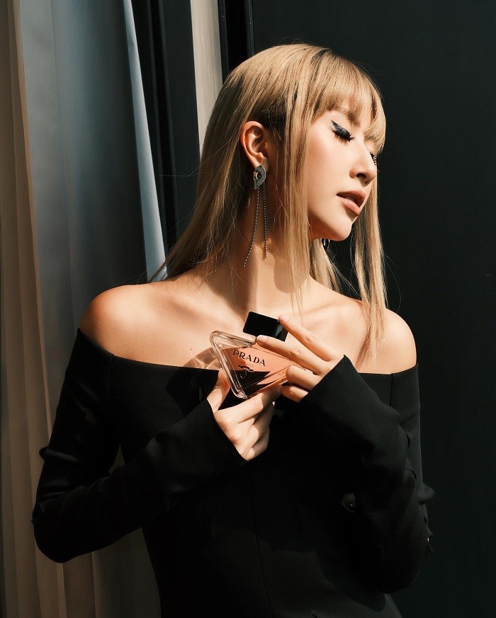 quynh-anh-shyn-va-prada-9-1685509991.jpg