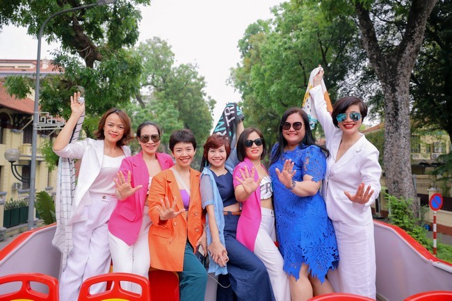 trme-lifestyle-beneath-the-silk-la-cau-chuyen-ve-phong-cach-song-khac-biet-thoi-trang-can-bang-toi-gian-xu-huong-ca-nhan-hoa-1715862836.jpg