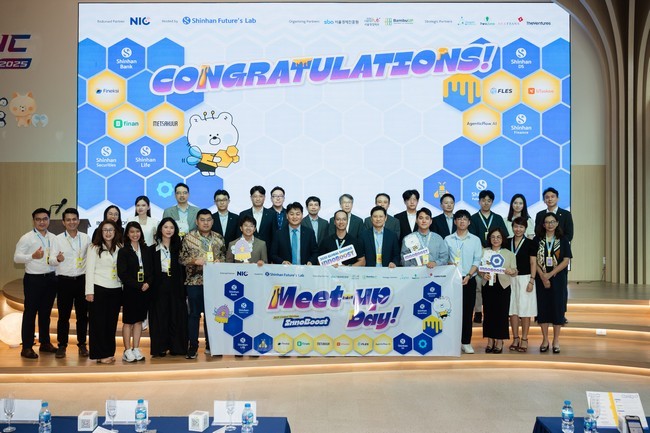 6-giai-phap-tu-nhieu-quoc-gia-duoc-lua-chon-de-tiep-tuc-buoc-vao-giai-doan-dong-sang-tao-va-thu-nghiem-cung-cac-cong-ty-cua-tap-doan-shinhan-tai-viet-nam-1752308648.jpg