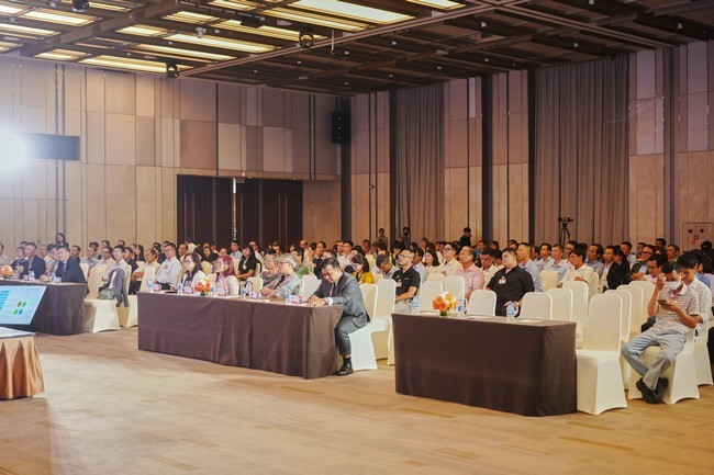 khung-canh-su-kien-rx-tradex-m-talks-metalex-1753368025.jpg