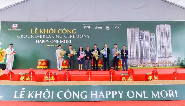 tri-an-doi-tac-dong-hanh-tai-buoi-le-khoi-cong-1754724427.jpg