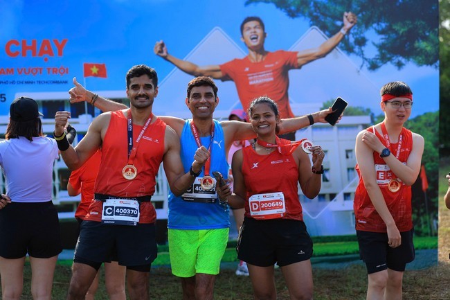 cac-runners-quoc-te-1765149625.jpg