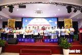 “Mùa trăng yêu thương 2026” hơn 200 phần quà trao tặng trẻ em khó khăn