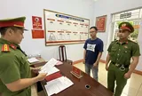 Bắt 1 phó phòng chi nhánh ngân hàng vay tiền của người dân rồi bỏ trốn