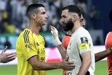 Benzema: 'Với Ronaldo thì không phải diễn'