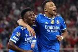 Mbappe đi vào lịch sử