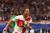 Modric khiến CĐV Anh run sợ