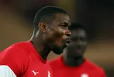 Đồng hồ đếm ngược với Pogba