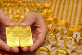 Giá vàng Việt Nam cao hơn thế giới gần 24 triệu đồng/lượng