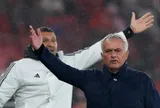 Đoạn kết buồn cho Mourinho