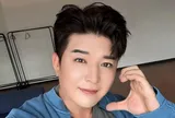 Shindong (Super Junior) thừa nhận không liên lạc với bố mẹ vì vấn đề tiền bạc