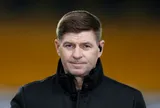 Gerrard chỉ trích Liverpool sau cú sốc tại Molineux