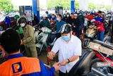 Công an cảnh báo nóng nguy cơ cháy nổ khi người dân đổ xô tích trữ xăng, dầu
