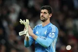 Courtois phá kỷ lục Champions League
