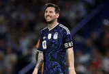 HLV Argentina thừa nhận sẽ nghe theo Messi