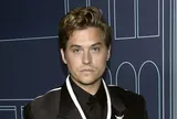 Nam diễn viên Dylan Sprouse bị trộm đột nhập nhà riêng