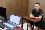 Nghi vợ ngoại tình với bạn học, chồng ghen tuông cầm dao tấn công 2 người