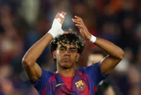 Barcelona kiếm bộn tiền