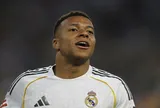 Mbappe gây tranh cãi