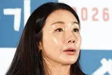 'Nữ hoàng nước mắt' Choi Ji Woo đau buồn khi bố qua đời