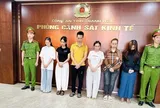 Triệt phá đường dây buôn bán nước hoa giả, giao dịch tới 200 tỷ đồng