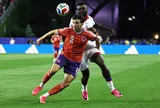 Tuyển Scotland tạm xếp trên Brazil sau lượt trận đầu