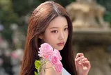 Vẻ đẹp của Jang Won Young gây xôn xao cõi mạng