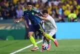 Colombia chiếm ngôi đầu bảng của Bồ Đào Nha