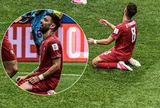 Biểu cảm của Fernandes khi Ronaldo bỏ lỡ cơ hội