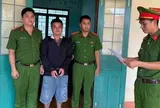 Bắt tạm giam người đàn ông dùng bình trà chứa nước sôi tấn công vào đầu đối phương