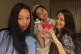 Hyeri khoe ảnh du lịch cùng Jisoo và Jung Ho Yeon, mặt mộc vẫn khiến fan xuýt xoa
