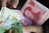 Hết cảnh người Việt phải đổi cả xấp ngoại tệ để đi du lịch tại nhiều nước