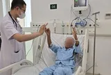 Vừa mở cửa, BV Bạch Mai cơ sở Ninh Bình cứu 2 ca đột quỵ thần tốc trong 25 phút