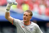 Pickford đi vào lịch sử tuyển Anh