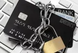 Ngân hàng ra quy định mới: Tạm khóa thẻ ngay lập tức đối với trường hợp sau