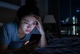 Não bộ bị ‘bào mòn’ bởi thói quen thức khuya lướt điện thoại