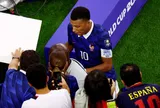 Mbappe bỏ vào đường hầm sau khi thua Tây Ban Nha