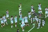 Argentina bỏ đi lúc Tây Ban Nha nâng cúp thế giới