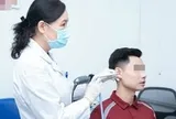Hỏng thính lực vì đeo tai nghe quá lâu
