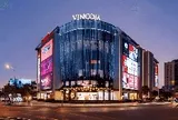 Dồn dập tin mới, cổ phiếu Vincom Retail tăng hết biên độ