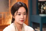 Hwang Jung Eum tái xuất sau ồn ào biển thủ 4,3 tỷ won
