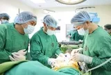 Cha 60 tuổi hiến thận cứu con trai