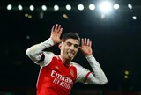 Arsenal muốn vô địch mọi danh hiệu
