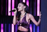 Động thái bất ngờ của Ariana Grande sau ồn ào ngoại hình