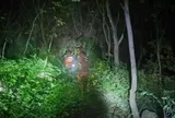 Mắc kẹt 30 giờ trong rừng sâu, hai người vẫn im lặng khi được cứu hộ gọi tên