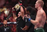 Makhachev lập kỷ lục nhưng không còn bất khả xâm phạm