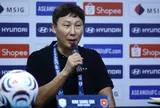 HLV Kim: Thắng 2-0 nhưng trận này khó khăn đấy