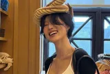 Hwasa (MAMAMOO) khoe vóc dáng săn chắc, tỉ lệ cơ thể ấn tượng dù chỉ cao 1m60