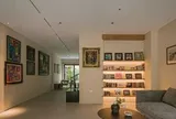 Cải tạo nhà liền kề hơn 20 năm tuổi dành không gian cho hội họa