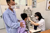 Đi câu cá, bé trai 13 tuổi bị chấn thương mắt nghiêm trọng
